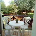 Garden Daire *